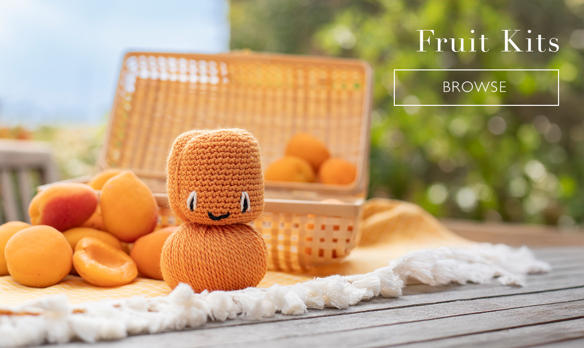 Fruit kits crochet in a jar jam apricot toft